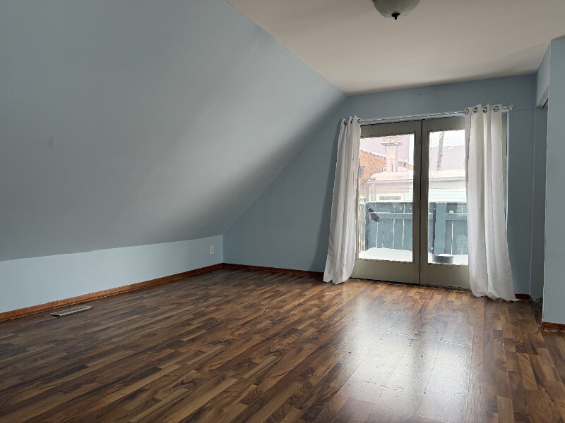 Building Photo - 3525 W Fullerton Ave