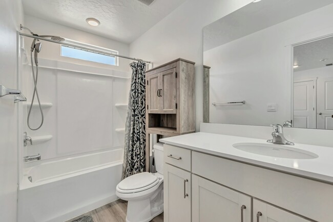 Building Photo - 3878 W 930 N