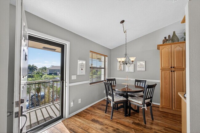 Building Photo - 202 Pinecrest Cir