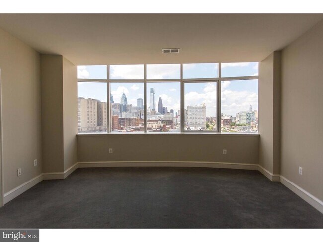 Building Photo - 201 N 8th St