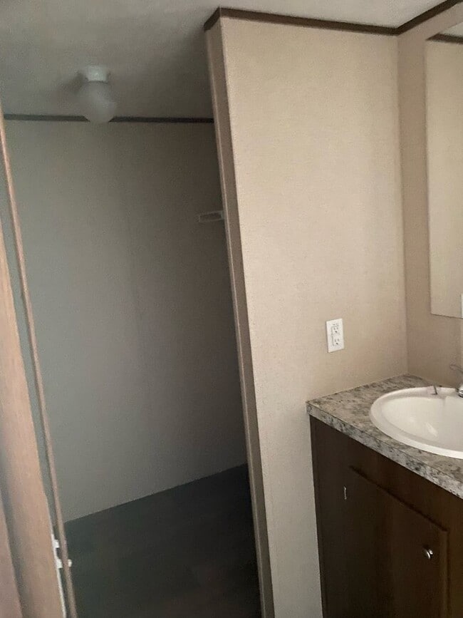 Building Photo - Rental Property in Desoto Parish