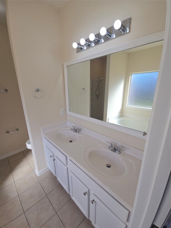 Building Photo - 6702 Castle Terrace Ct