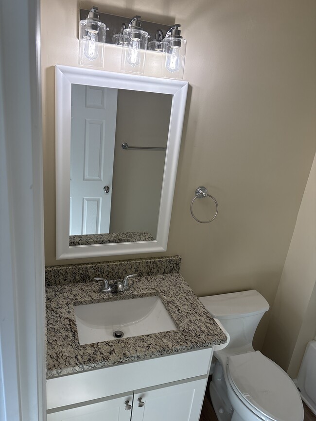 Building Photo - Kistler Place