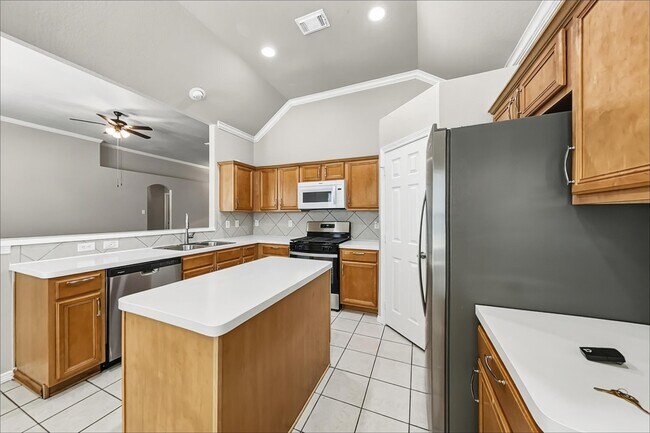 Building Photo - 1016 Brazos Ct
