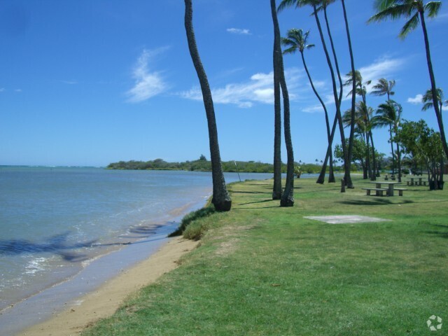 Building Photo - 112 Maunalua Ave