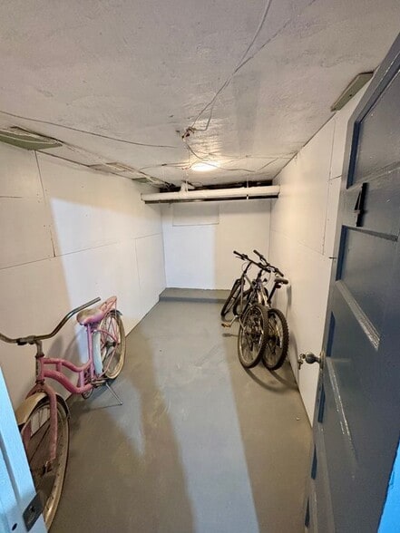 Building Photo - 7 Franklin Ave