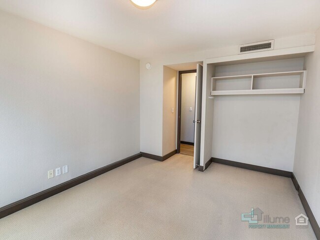 Building Photo - Ideal Urban Retreat – 1-Bedroom Near PSU with Great Amenities