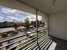 Building Photo - 4255 N University Dr
