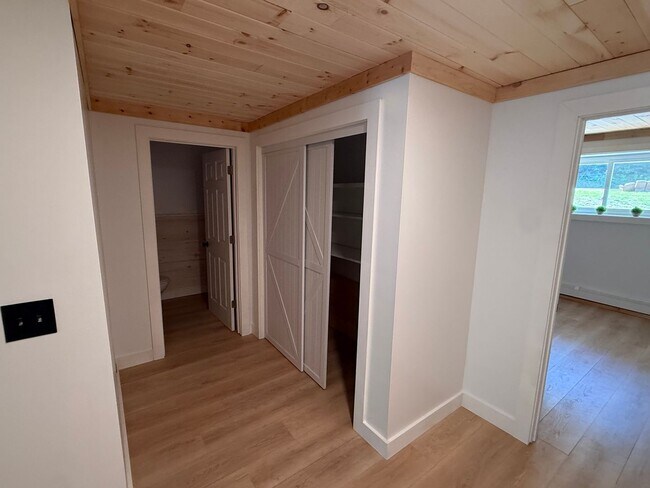 Building Photo - Beautiful 1bd/1ba in Bartlett, NH!