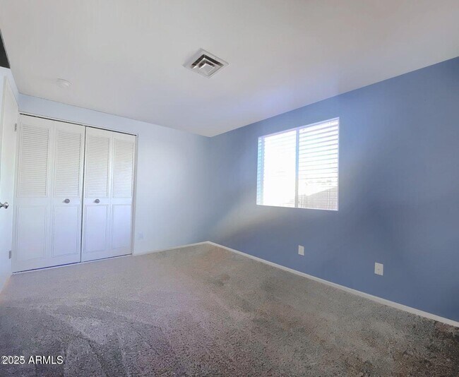 Building Photo - 1203 W Mariposa St