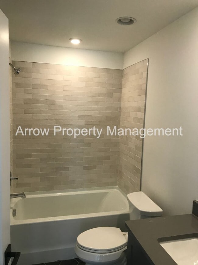 Building Photo - Immaculate new construction in the Nations!