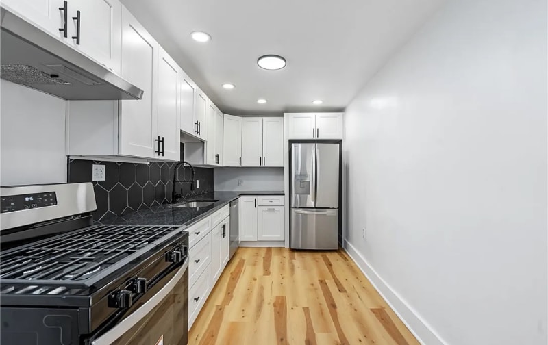 Building Photo - 253 Southern Ave