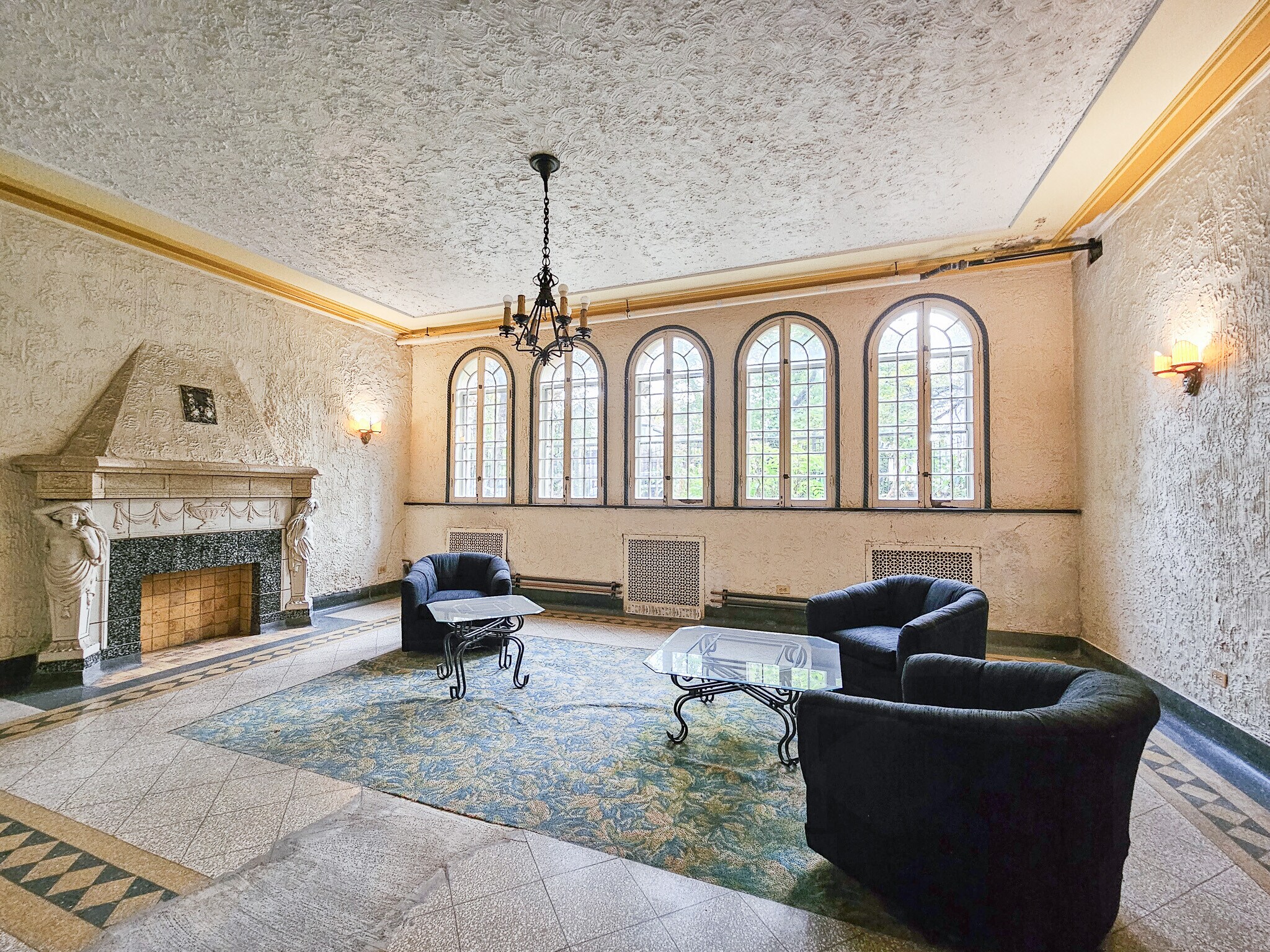 Building Photo - 4145 N Keystone Ave