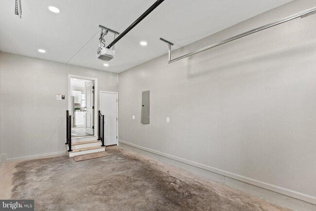 Building Photo - 41573 Church St