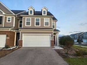 Building Photo - 538 Watercress Dr