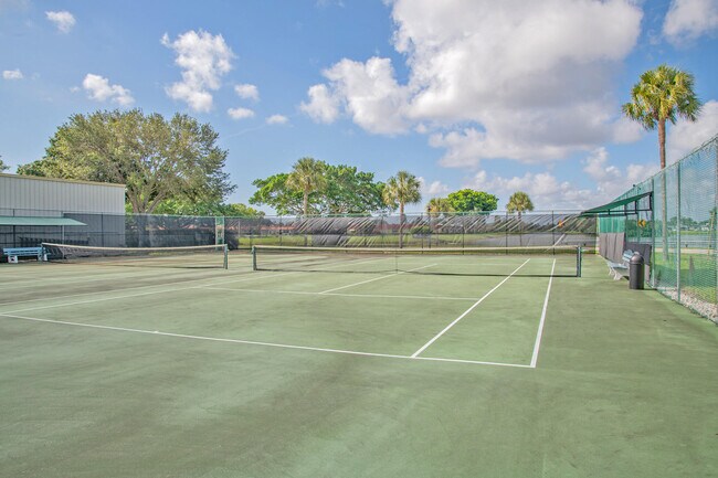 Building Photo - 101 Waterford D