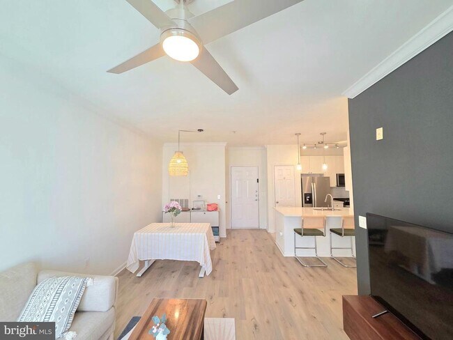 Building Photo - 2791 Centerboro Dr