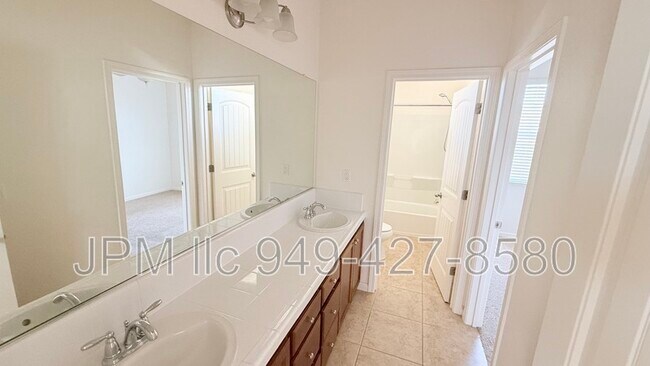 Building Photo - 9791 Page Meadows Dr