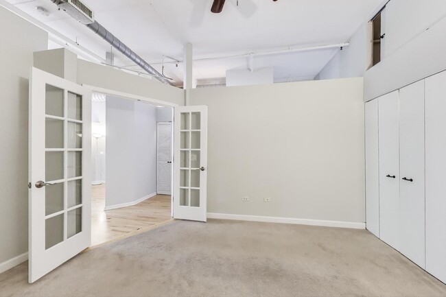 Building Photo - 1301 W Madison St
