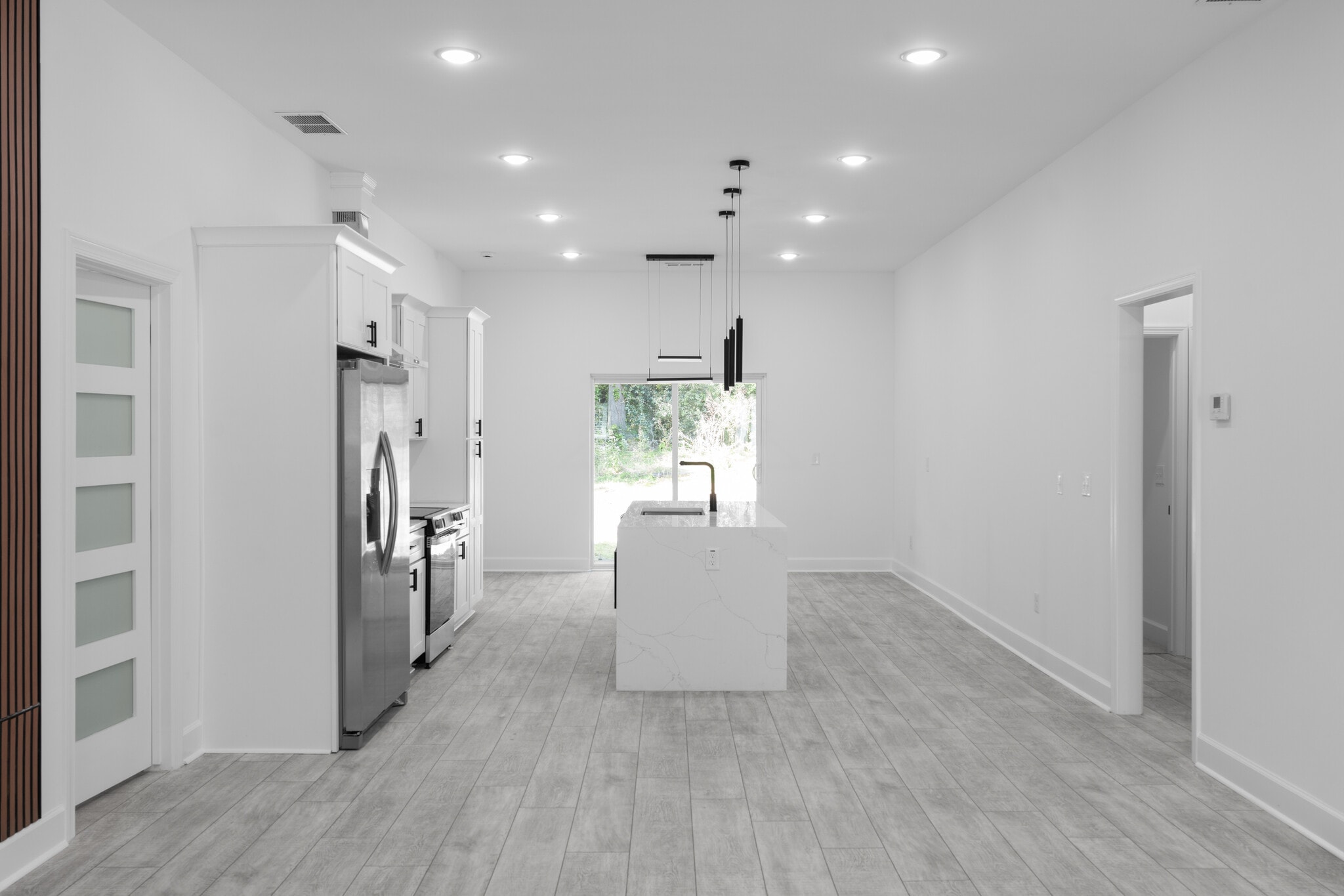 Building Photo - 101 Howell Dr SW