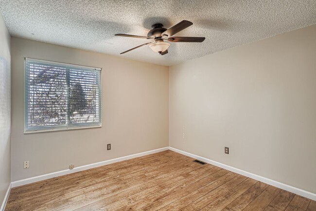 Building Photo - 8099 Miller Cir