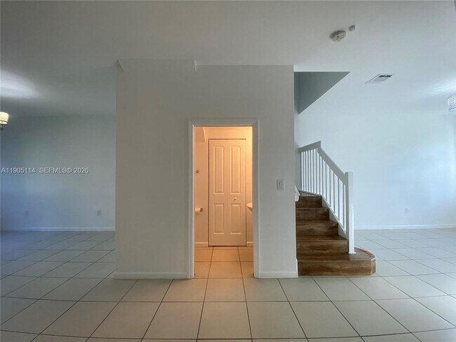 Building Photo - 21479 NW 14th Ct