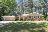 Building Photo - 2772 Briarcliff Rd NE