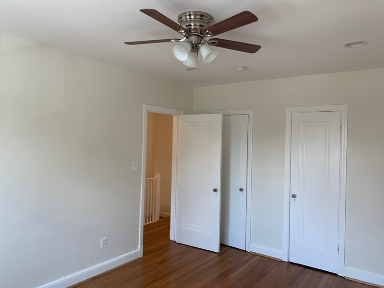 Building Photo - 1326 Holbrook Street, NE