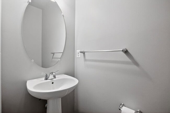 Building Photo - 11355 Sandestin Pl