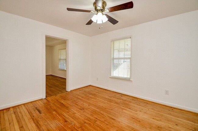 Building Photo - 7707 Scanlock St