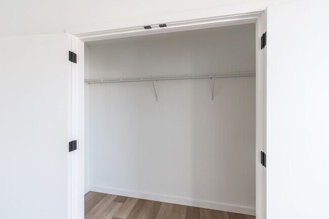 Building Photo - 5758 Spruce St