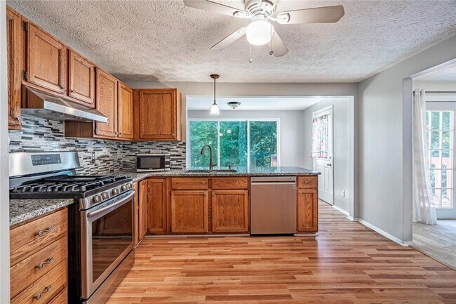 Building Photo - 2843 Pine Meadow Dr