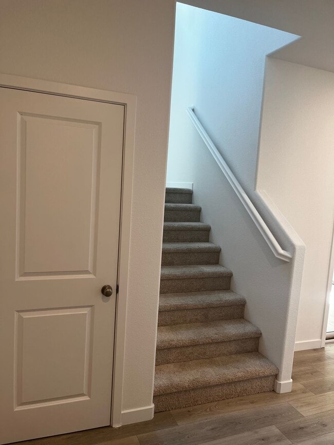 Building Photo - Beautiful New 3 Bedroom, 2.5 Bath, 1856 Sq...