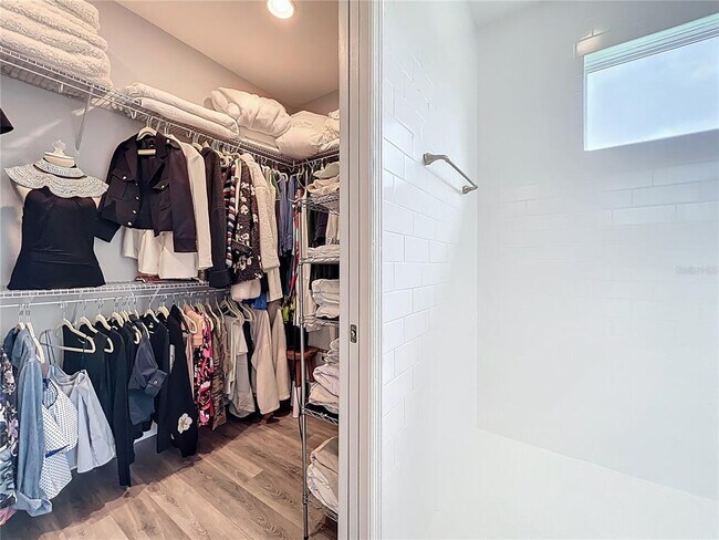 Building Photo - 10224 South Bay Lake Rd