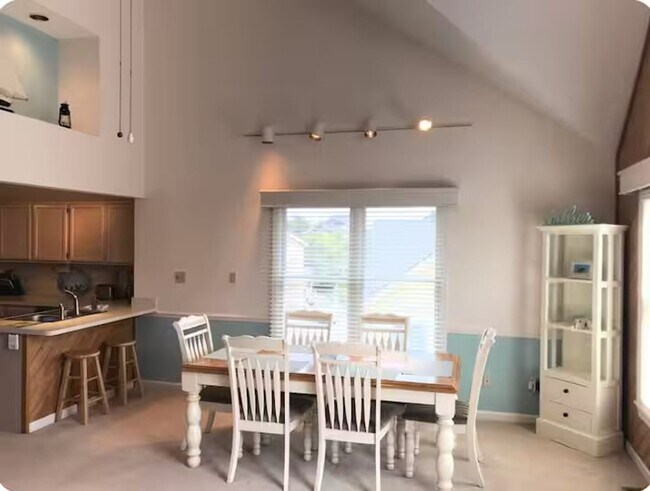 Building Photo - 4 Bedroom 2.5 Bath Home in Nags Head