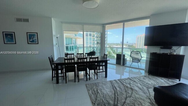 Building Photo - 150 Sunny Isles Blvd