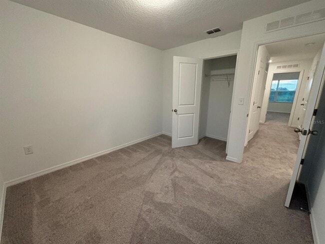 Building Photo - 177 Mandovi St