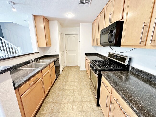 Building Photo - Stylish 3 Bedroom in Providence with Larger Yard on Corner Lot