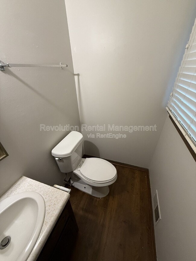 Building Photo - 500 Terry Dr