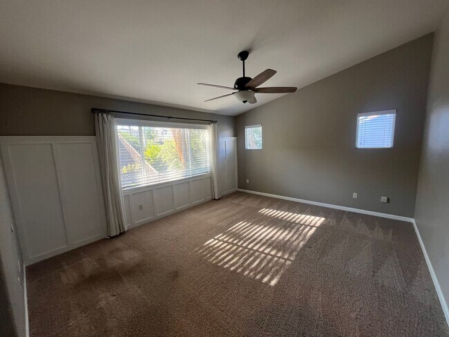 Building Photo - 30133 Destiny Dr