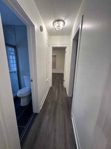 Building Photo - 318 157th St