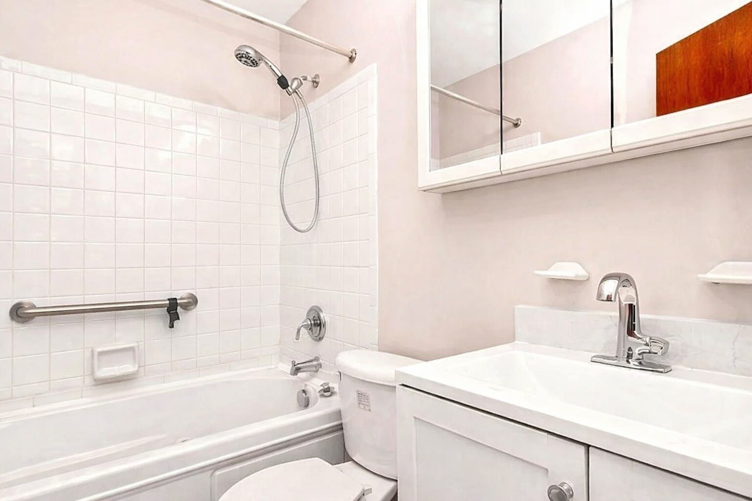 Building Photo - 1902 Curtis Ct SE