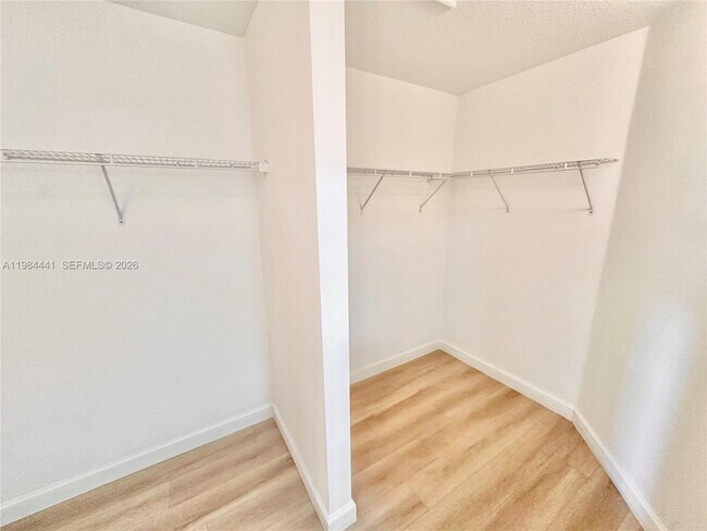 Building Photo - 11522 NW 69th Terrace