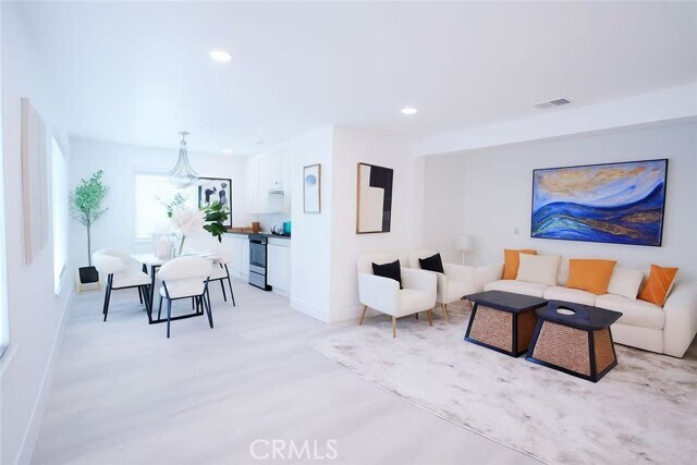 Building Photo - 3813 W 173rd St