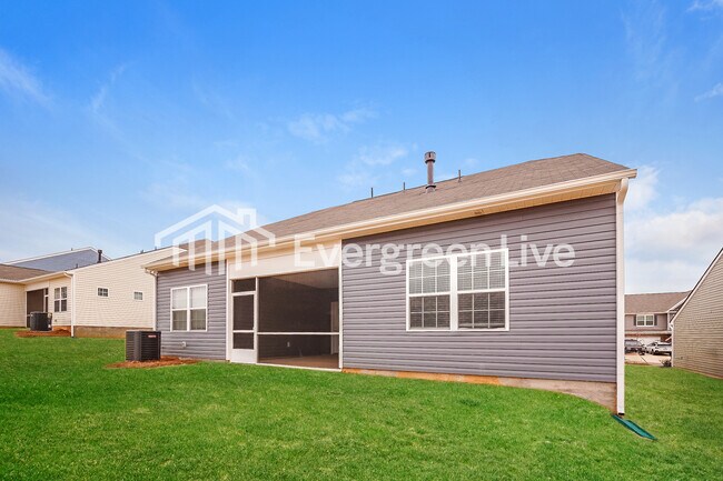 Building Photo - 6496 Fairfax Ct