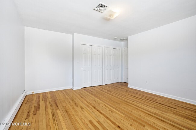 Building Photo - 294 Brighton Ave