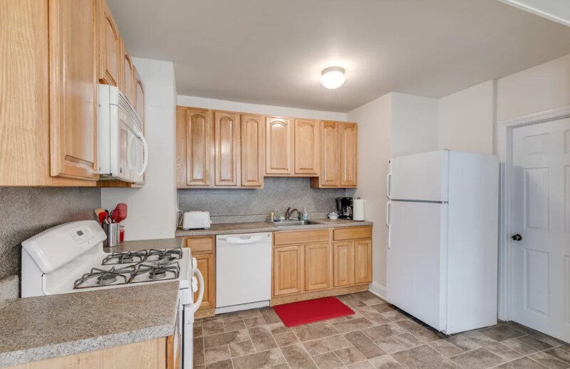 Building Photo - 3273 Teesdale St