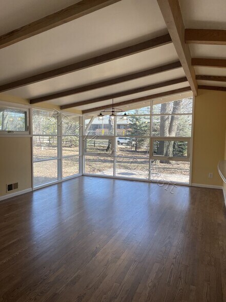 Building Photo - 3208 W Webster Rd