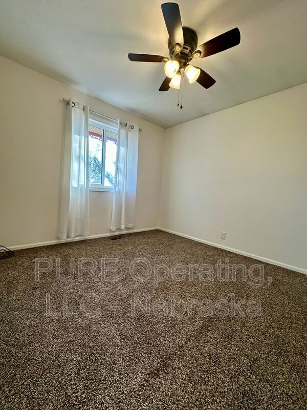 Building Photo - 5039 S 163rd Ave