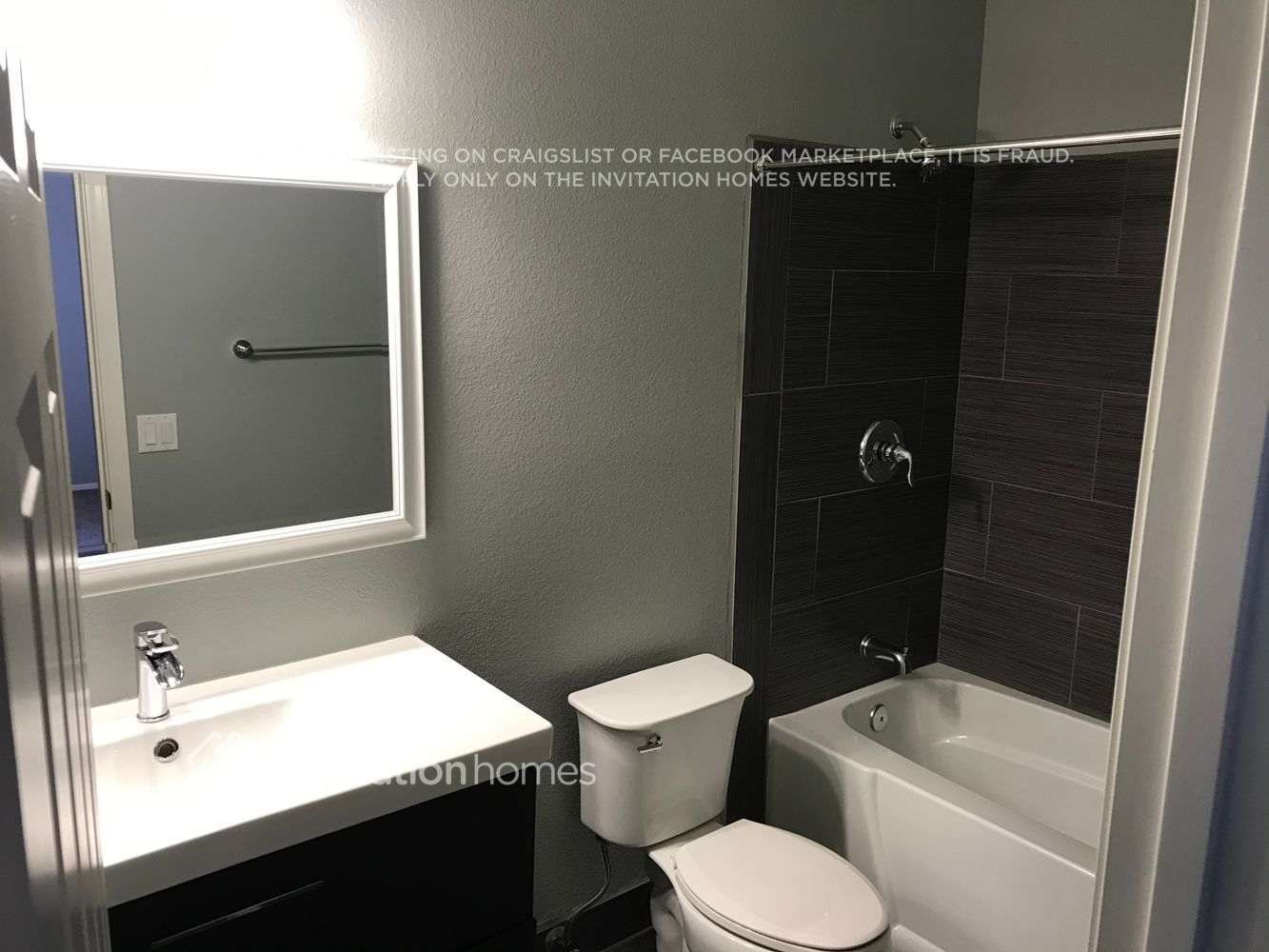 Building Photo - 6614 W Honeysuckle Dr